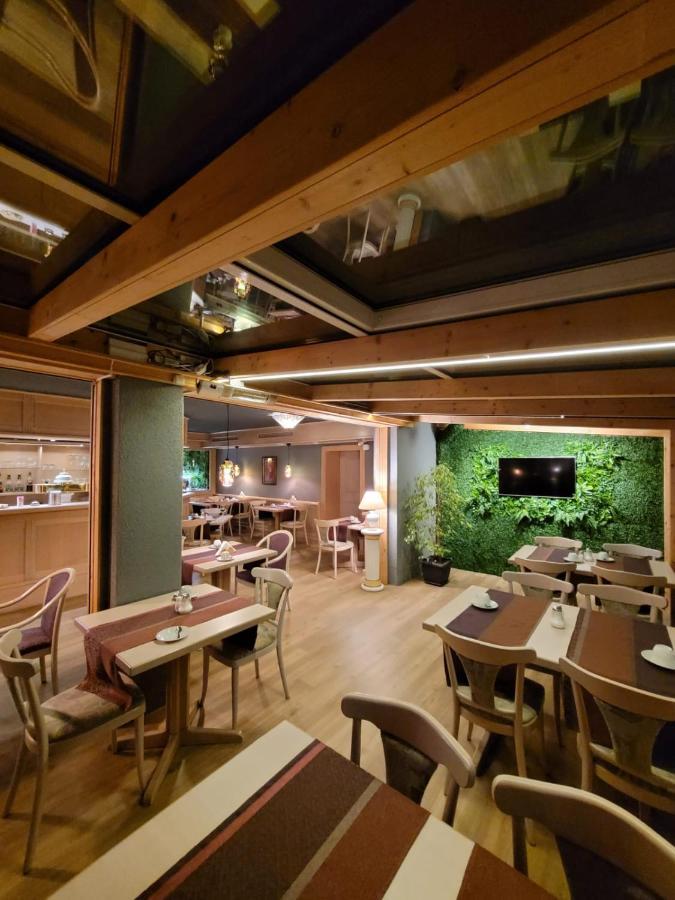 Ambiente Hotel Garni Plauen Extérieur photo